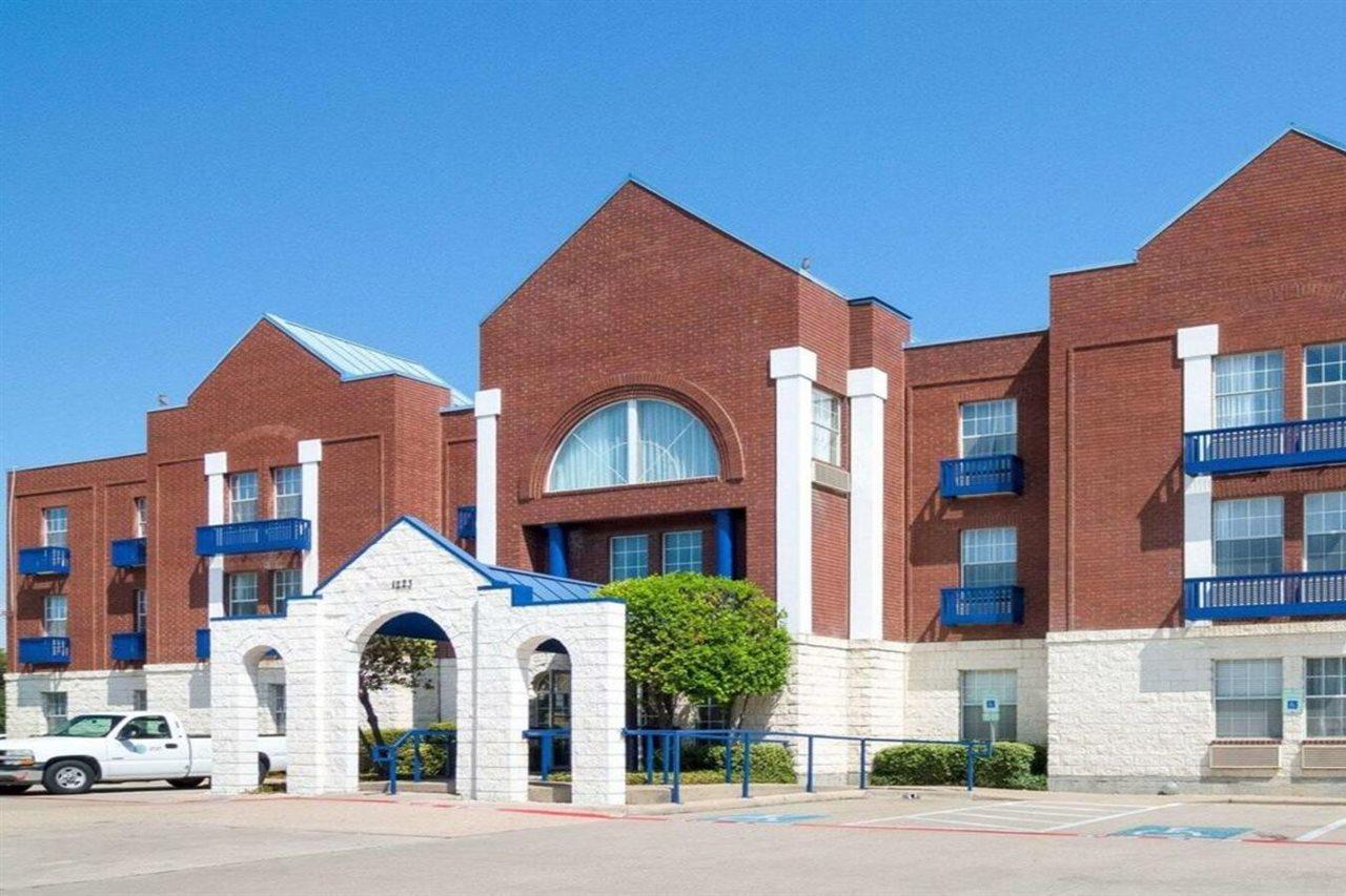 Quality Suites Irving-Las Colinas Buitenkant foto