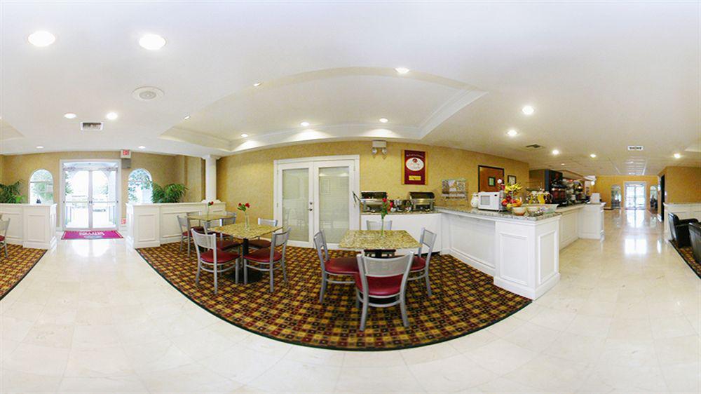 Quality Suites Irving-Las Colinas Buitenkant foto